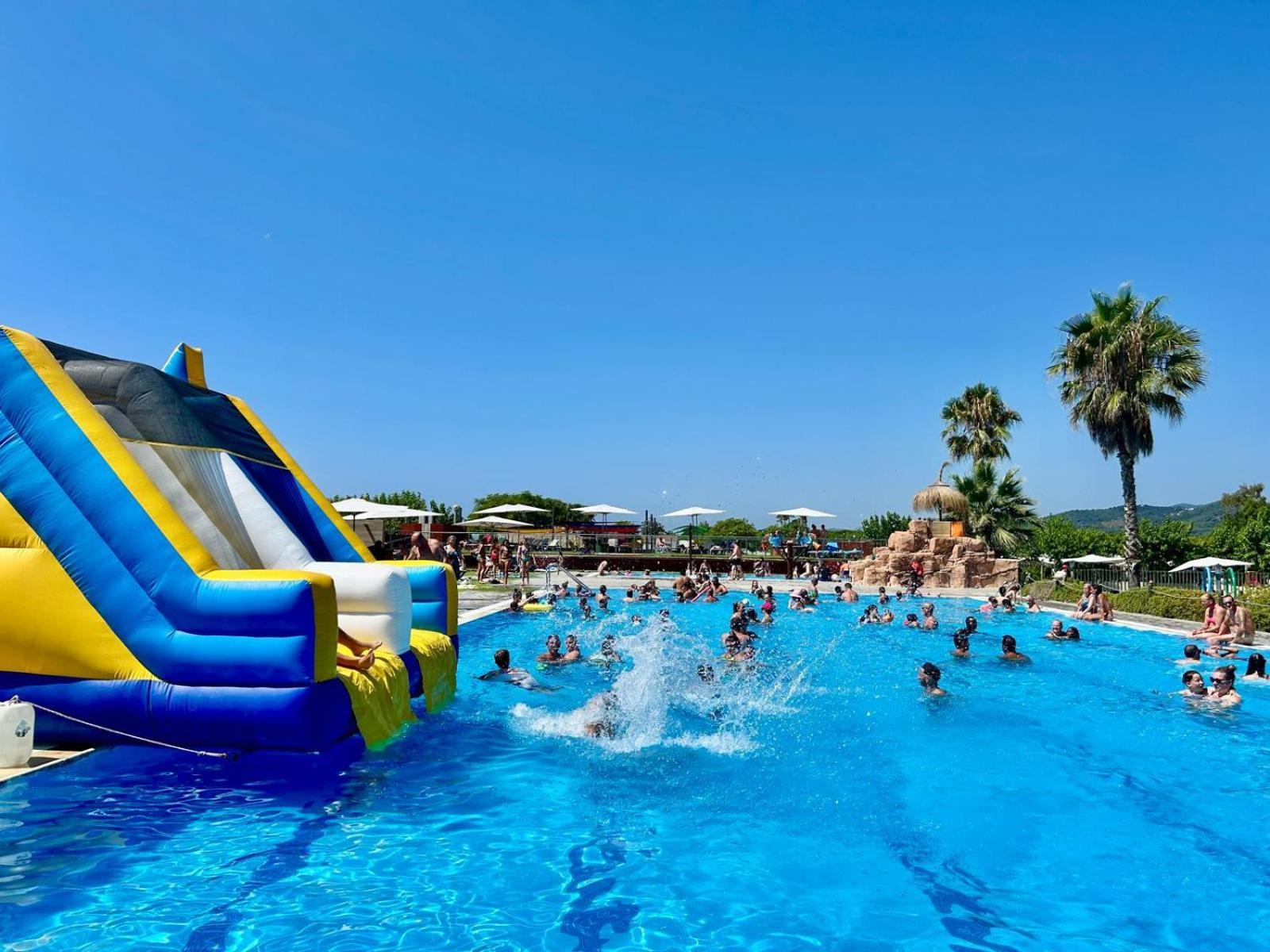 Camping Resort Els Pins Малґрат-да-Мар Екстер'єр фото